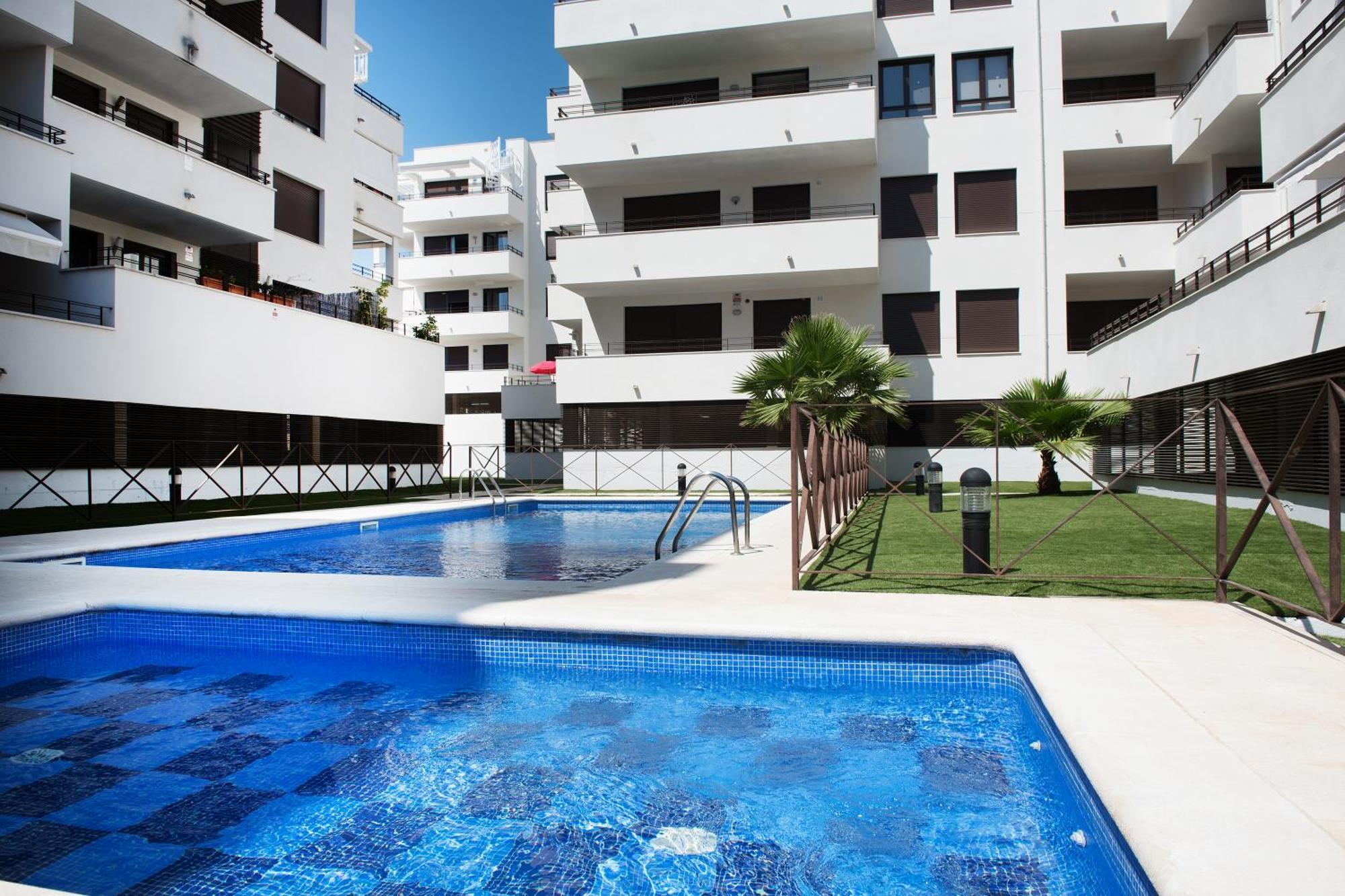 NEW APARTMENT WITH BIG TERRACE 9 Min WALK TO BEACH 6 MIN SUPERMARKET Calafell Exterior foto