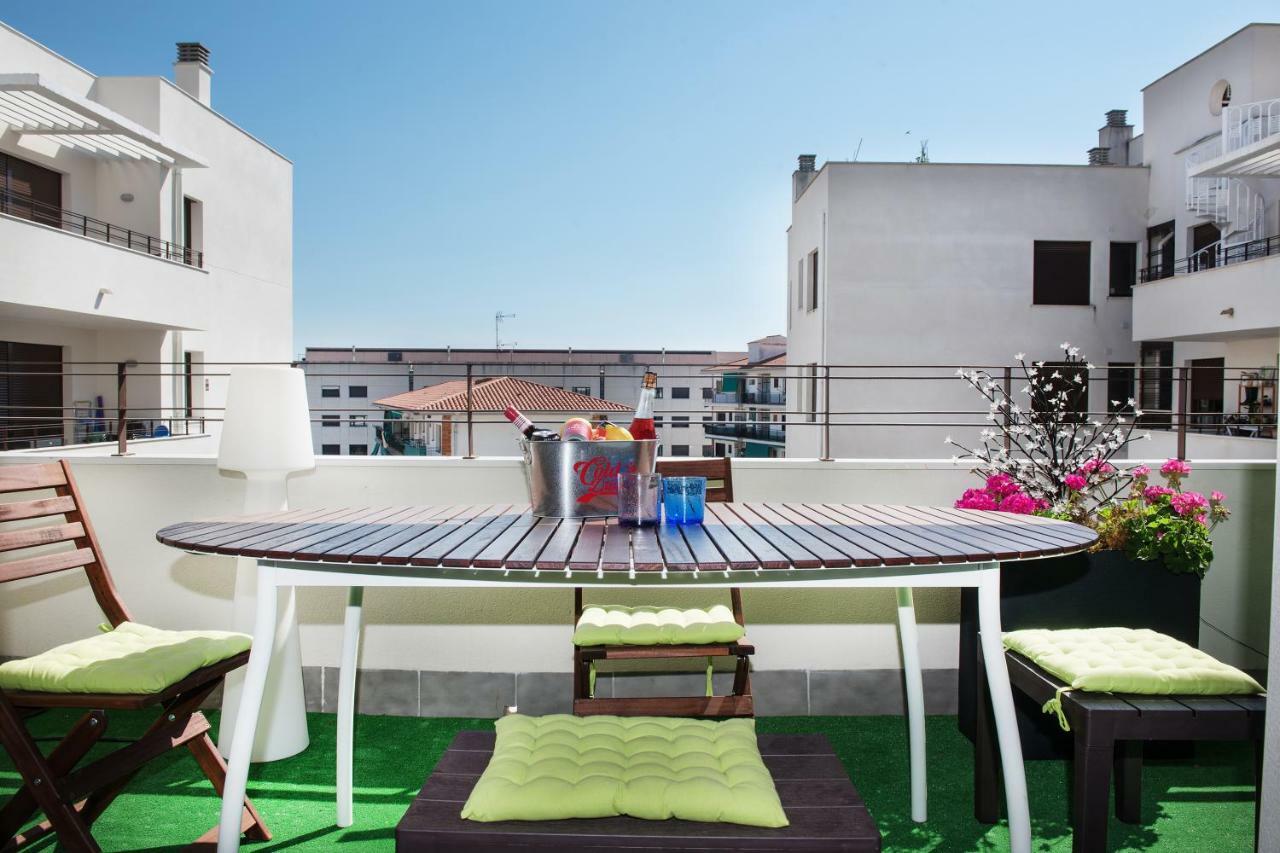NEW APARTMENT WITH BIG TERRACE 9 Min WALK TO BEACH 6 MIN SUPERMARKET Calafell Exterior foto