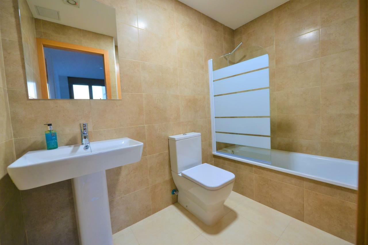 NEW APARTMENT WITH BIG TERRACE 9 Min WALK TO BEACH 6 MIN SUPERMARKET Calafell Exterior foto